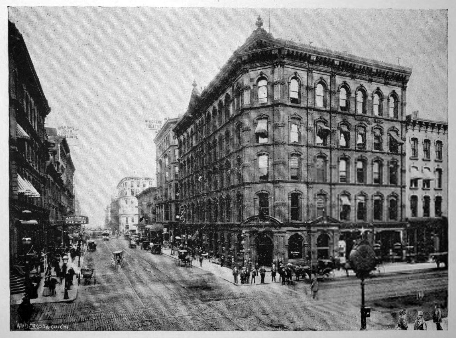 Chicago Tribune Building | Digital Collections at the University of ...